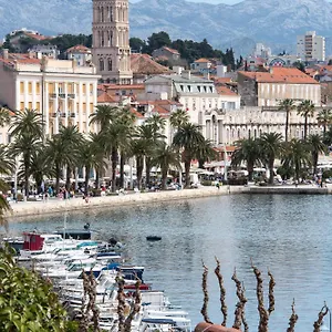  Hébergement de vacances Riva Promenade
