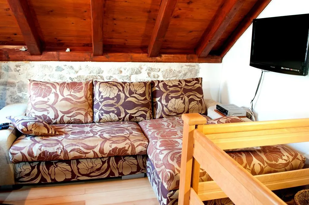 Apartments Salvezani Split