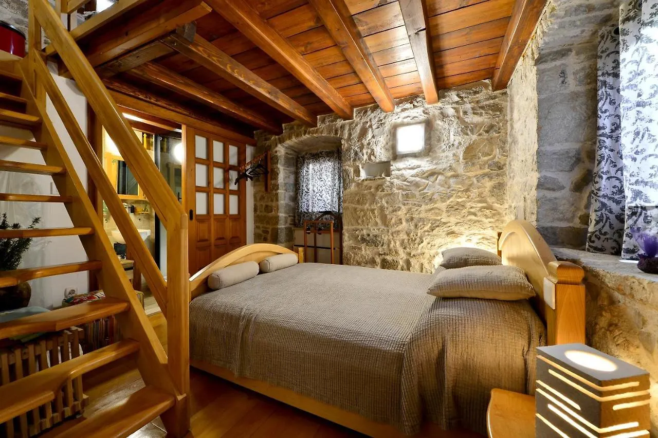 Apartments Salvezani Split 0*,